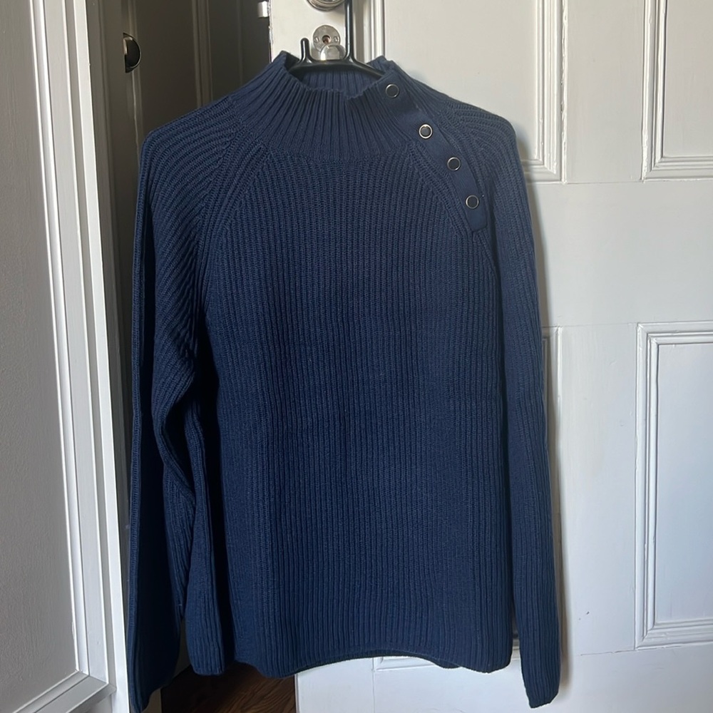 Brand new Navy Merino Wool/ Nylon/Cashmere blend sweater from J McLaughlin